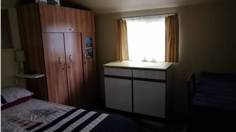To Let 1 Bedroom Property for Rent in Langenhovenpark Free State